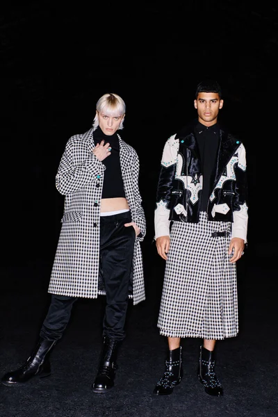 Look 1